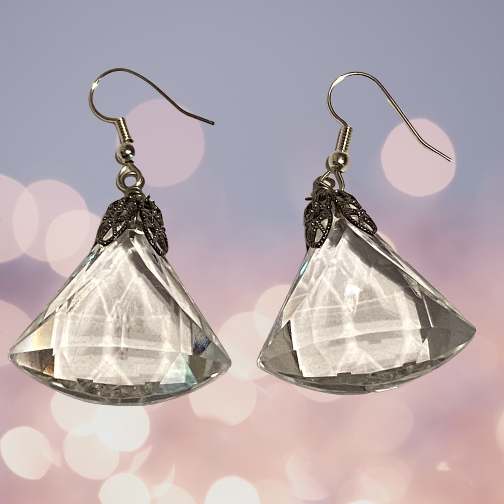 Hand Crafted Earrings Chandelier Clear Acrylic Diamond Dangle Long Pierced - Picture 1 of 7